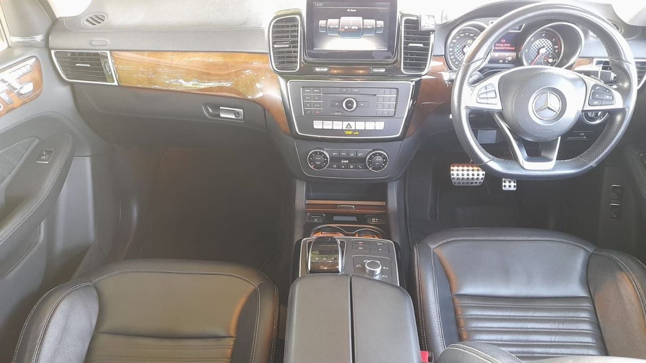 Mercedes-Benz GLS 350 diesel 7 seater japan imported