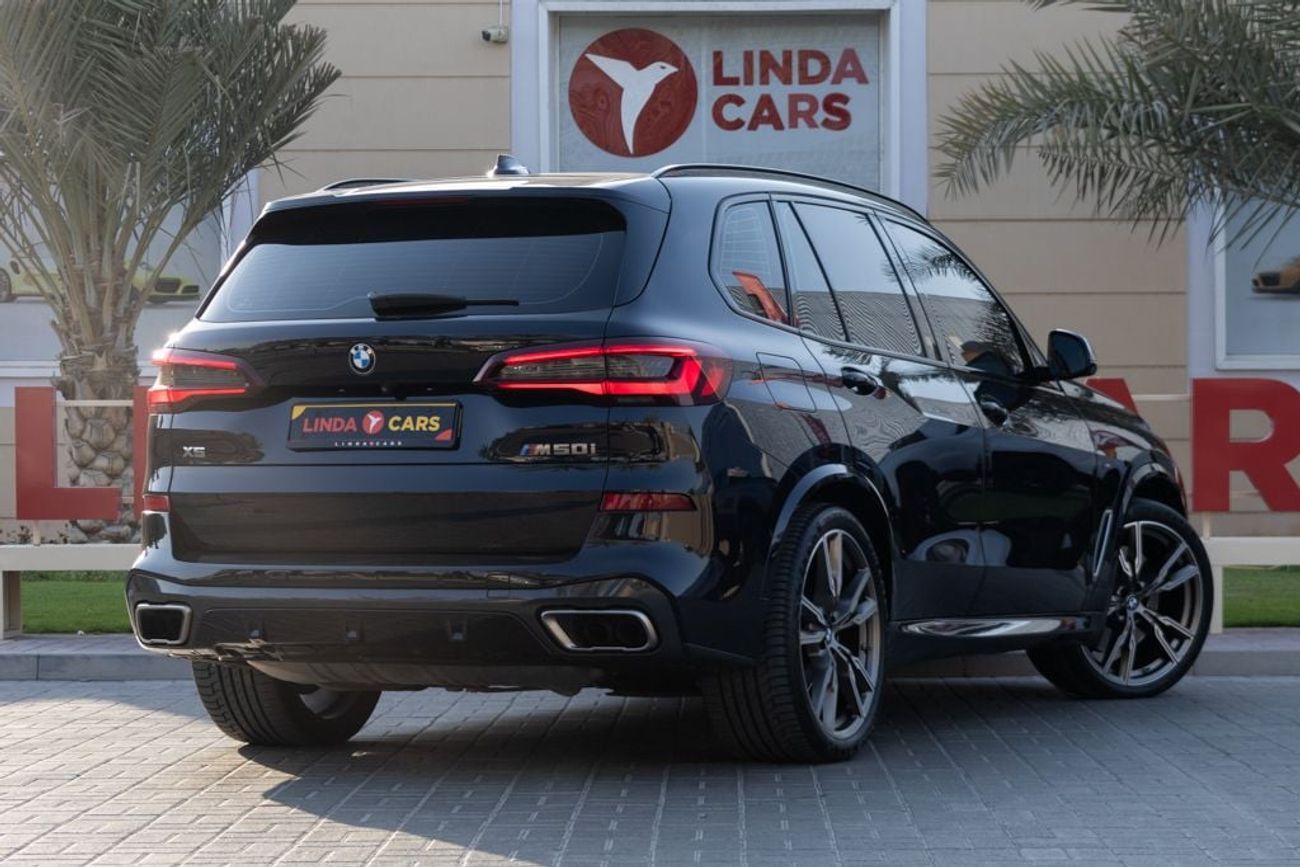BMW X5 M50i 4.4L BMW X5 M50i M-Sport 2021 GCC under Agency Warranty with Flexible Down-Payment.