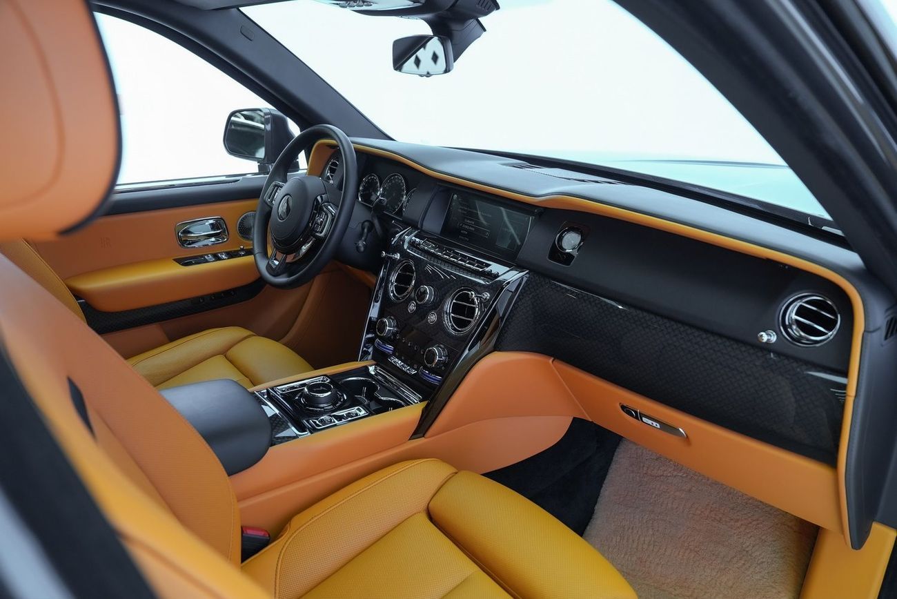 Rolls-Royce Cullinan Rolls Royce Cullinan Black Badge