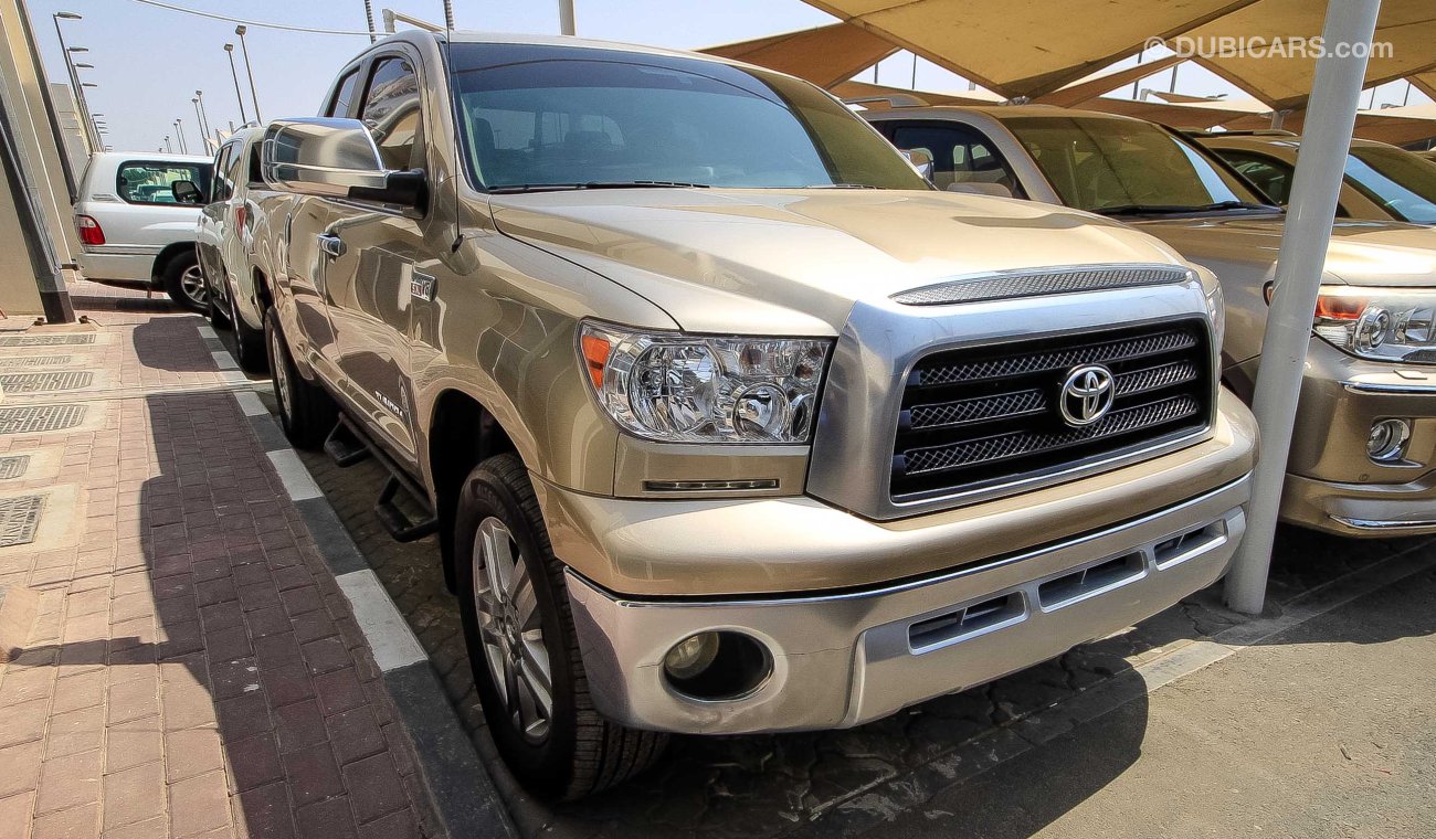 Toyota Tundra 5.7L V8