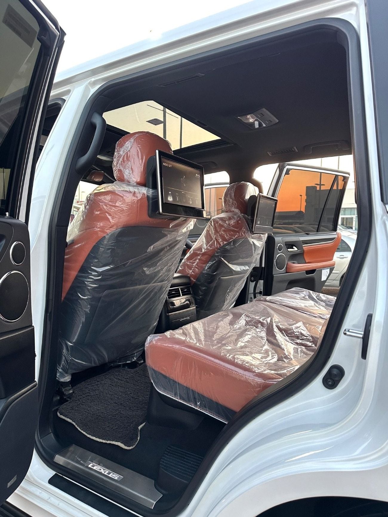 Lexus LX 570