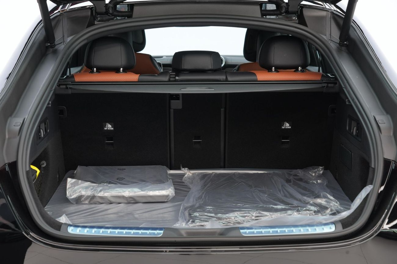 Mercedes-Benz GLC 200 Mercedes-Benz GLC 200 Coupe | 2026 GCC 0km | Agency Warranty | AMG Package