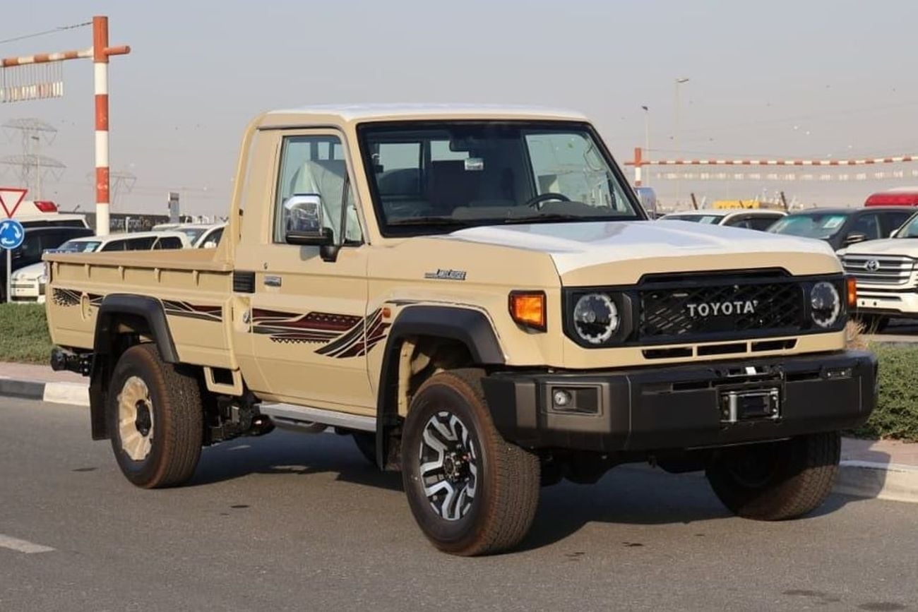 تويوتا لاند كروزر بيك أب 70 TOYOTA LC79 SINGLE CAB 2.8L DIESEL AT 2026 FULL OPTION