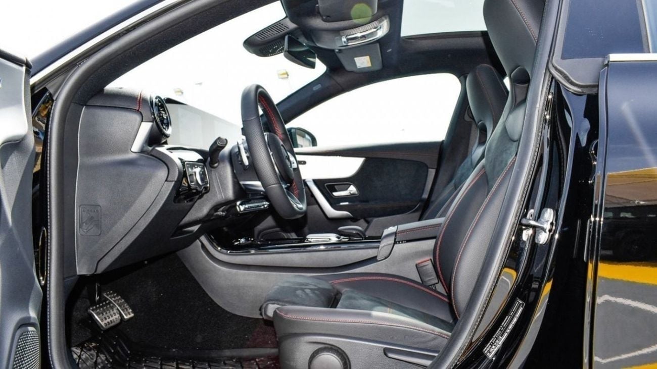 Mercedes-Benz CLA 200 MERCEDES BENZ CLA 200 AMG | 2023