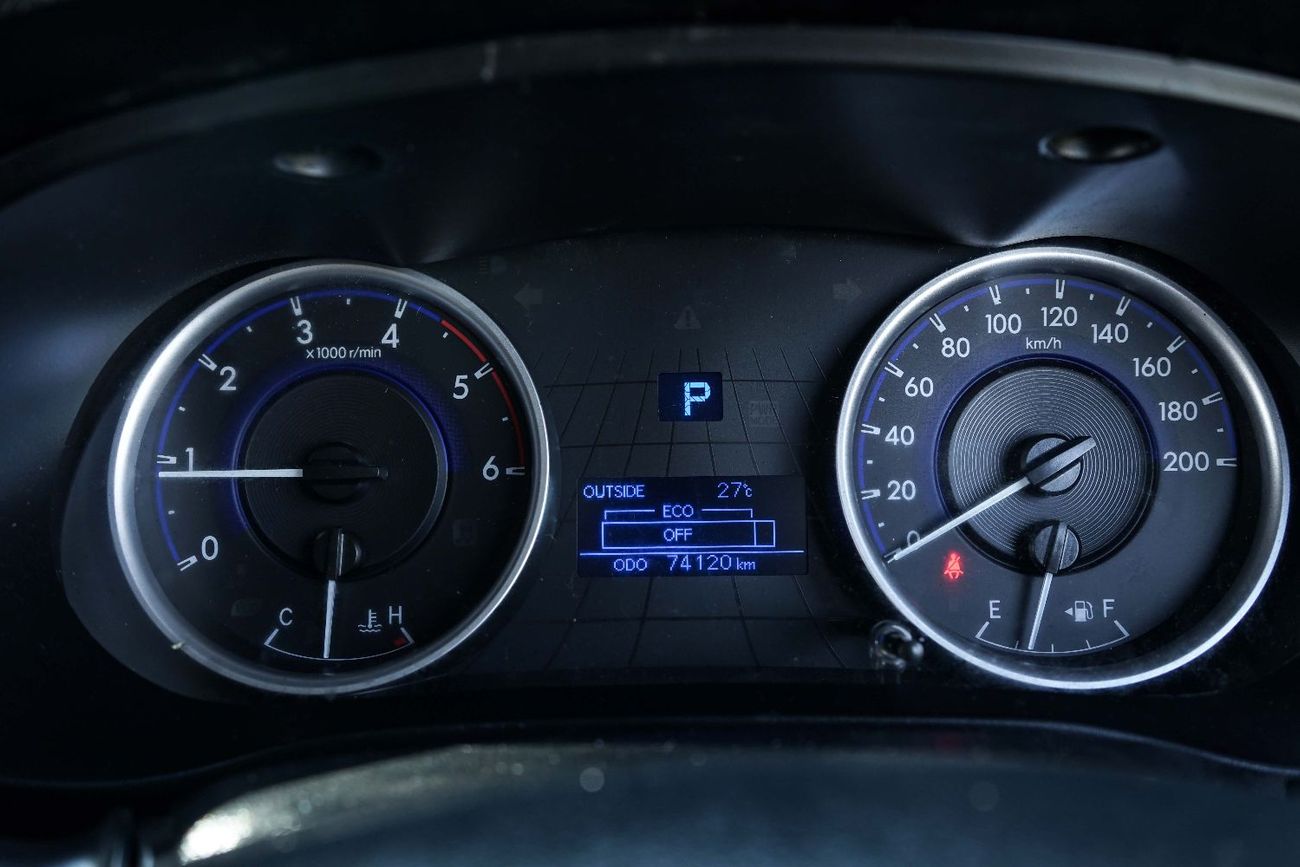 تويوتا هيلوكس The Toyota Hilux is a legendary, tough, and versatile pickup truck known for its reliability and off