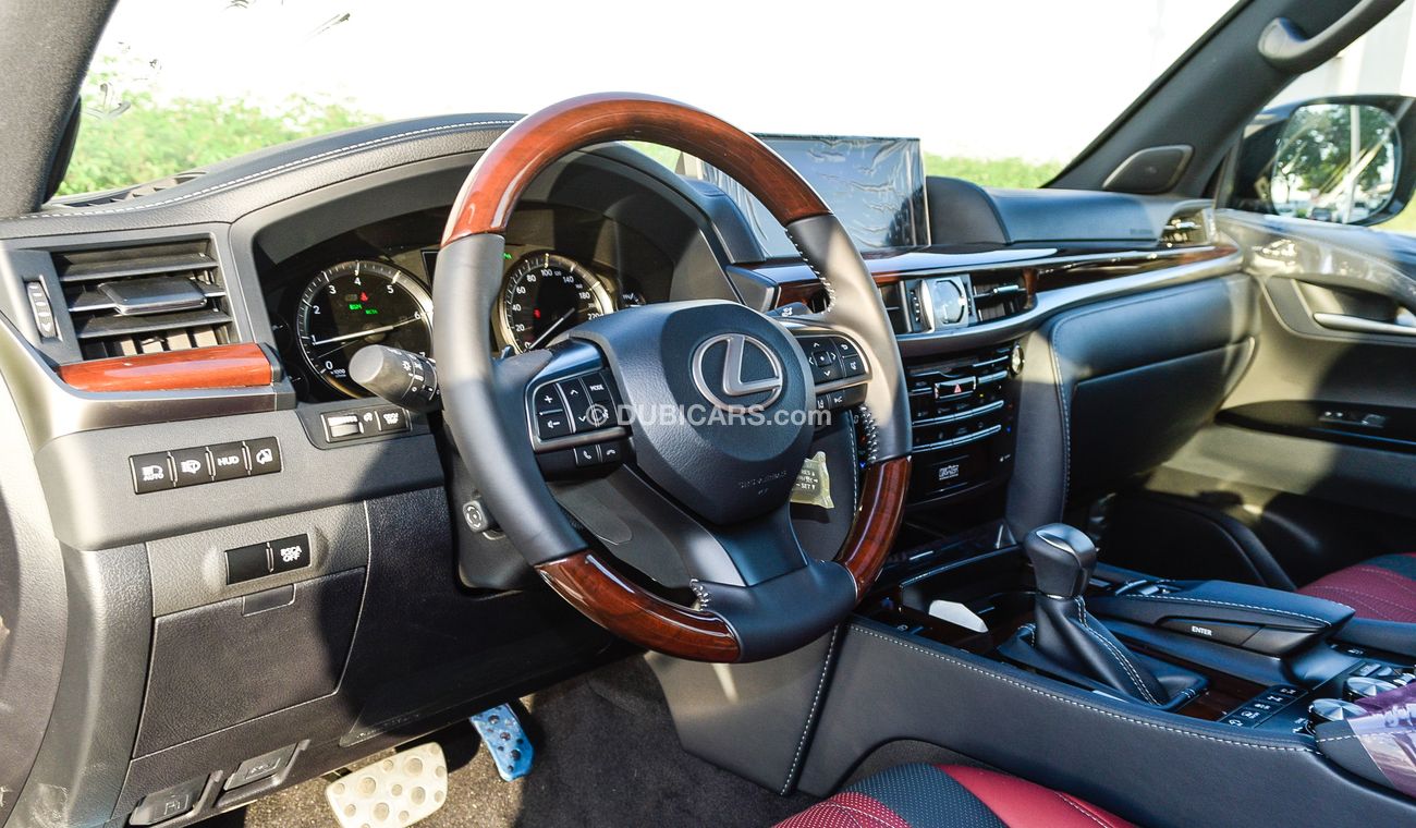 Lexus LX 570 Black Edition S