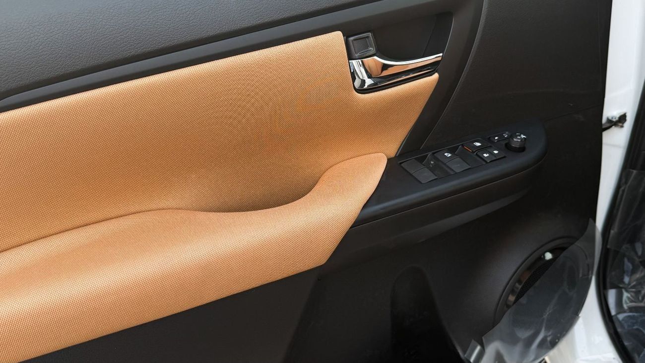 Toyota Fortuner Toyota Fortuner SR5 - 2.7L 4WD - Full Option - 2025