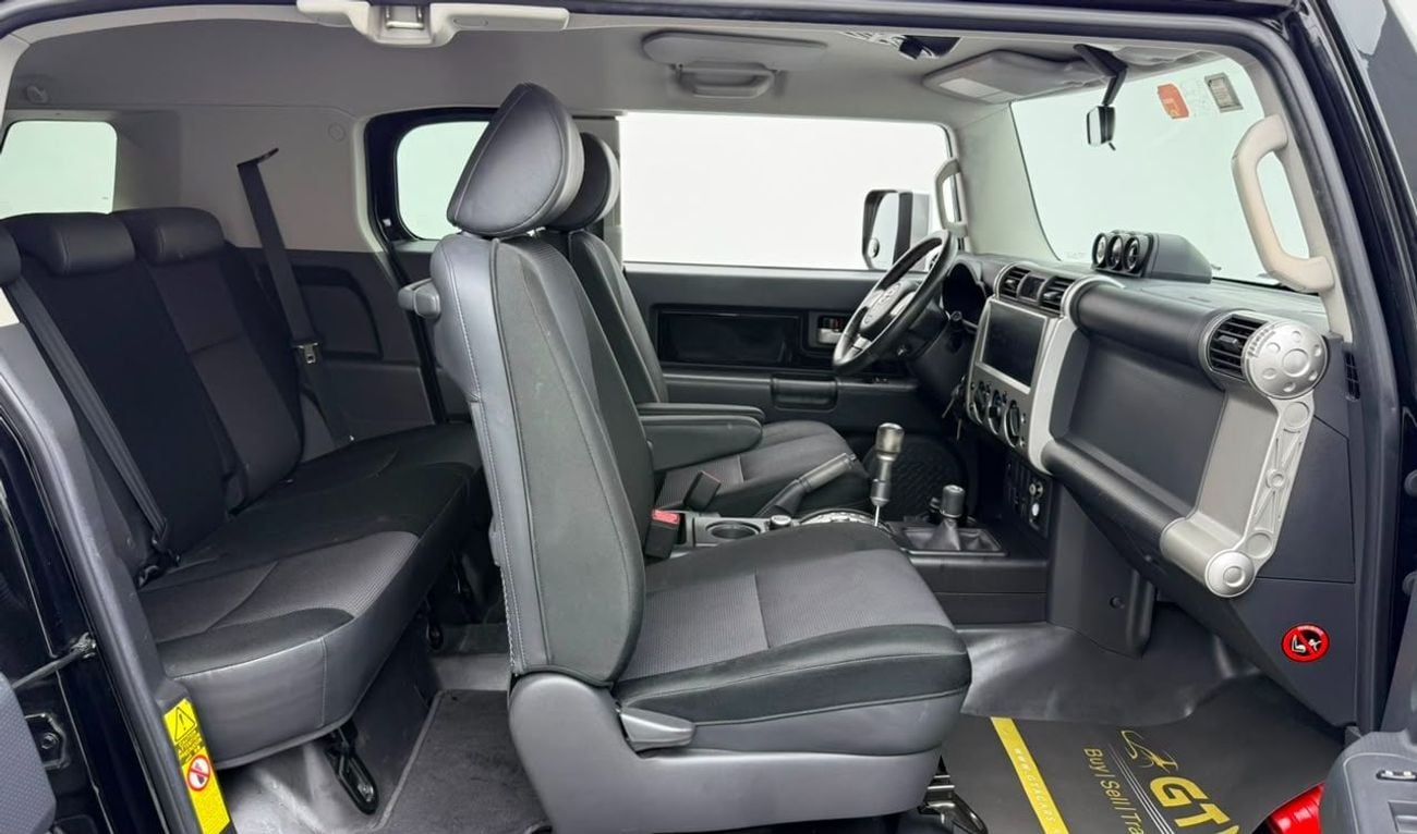 Toyota FJ Cruiser 2020 Toyota FJ Cruiser GXR, Warranty, Full Service History, Fully Loaded, GCC