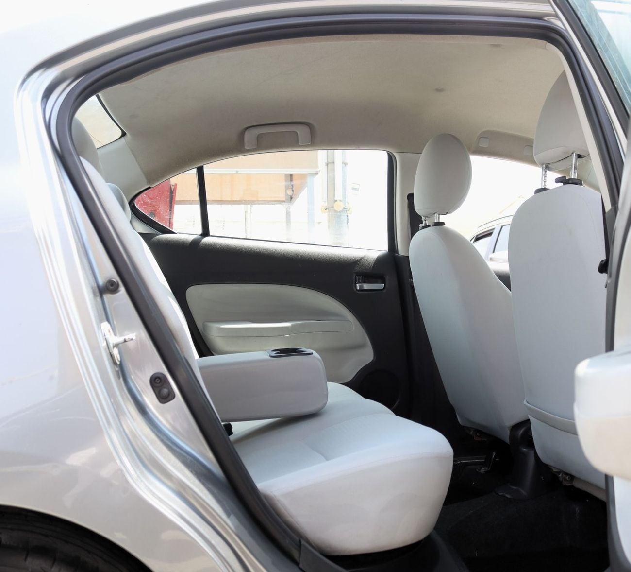 Mitsubishi Attrage GLX HIGHLINE