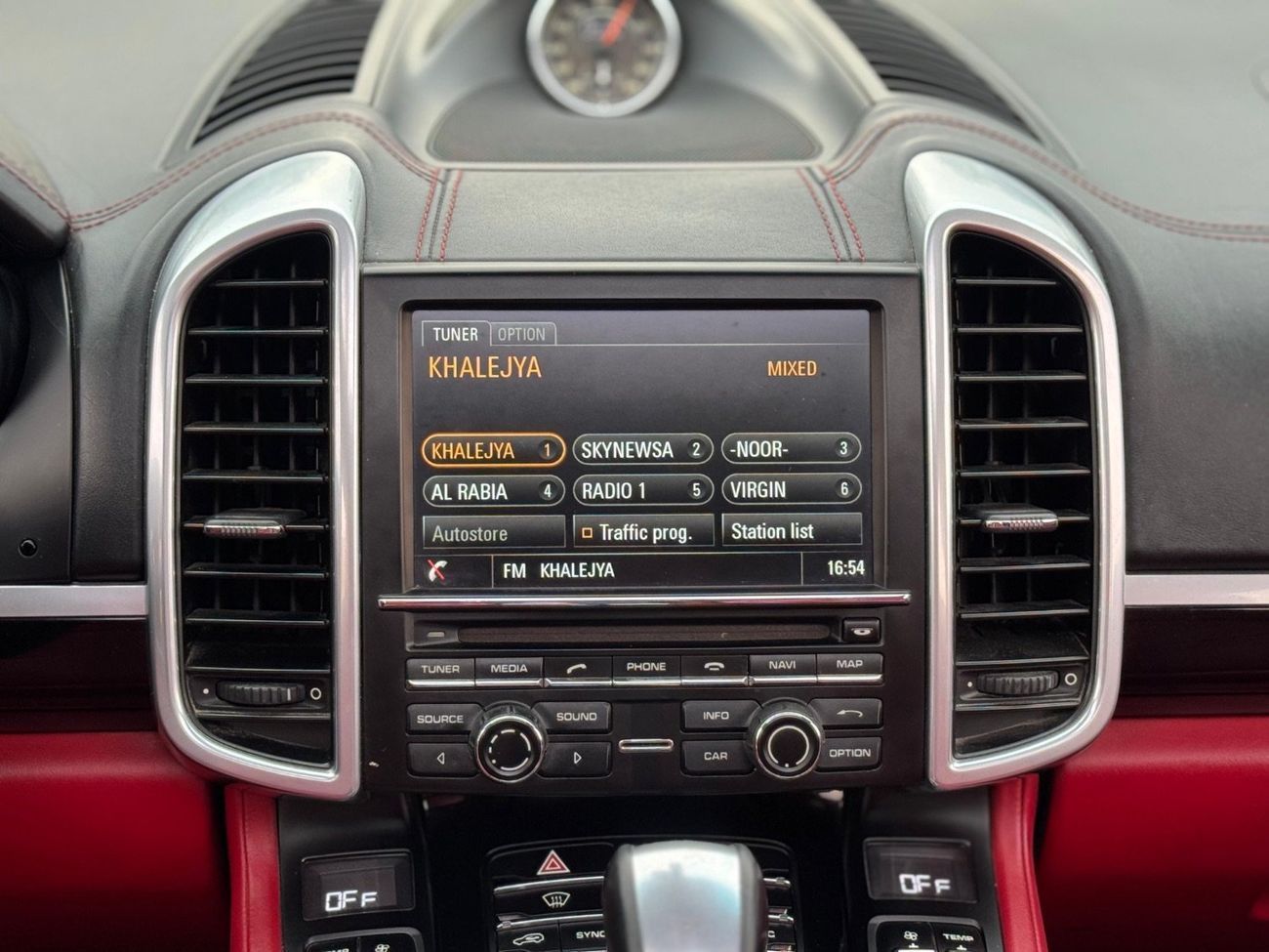 Porsche Cayenne Std 3.6L