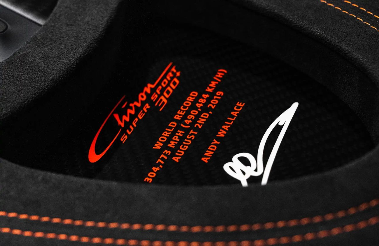 Bugatti Chiron 8.0L W16 Quad-Turbocharged Engine