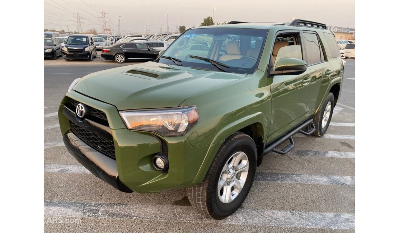 تويوتا 4Runner 2016 TOYOTA 4RUNNER SR5 WITH SUNROOF MID OPTION Only Export