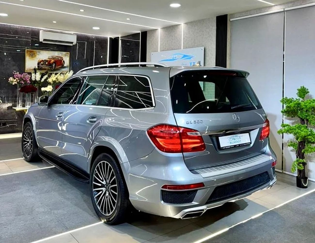 Mercedes-Benz GL 500 BEAUTIFUL MERCEDES GL500 V8 || TOP RANGE || CHASSIS ACCIDENTS FREE || GCC || 7 SEATS