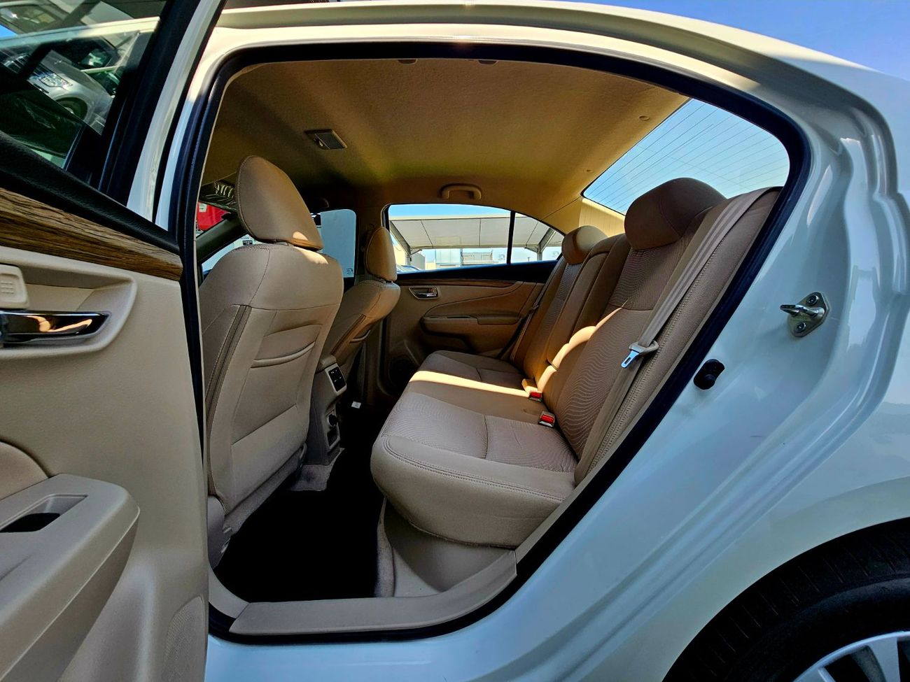 سوزوكي سياز GCC/ 1.5 V4/ NON ACCIDENT/ LOW MILEAGE/  EXCELLENT CONDITION