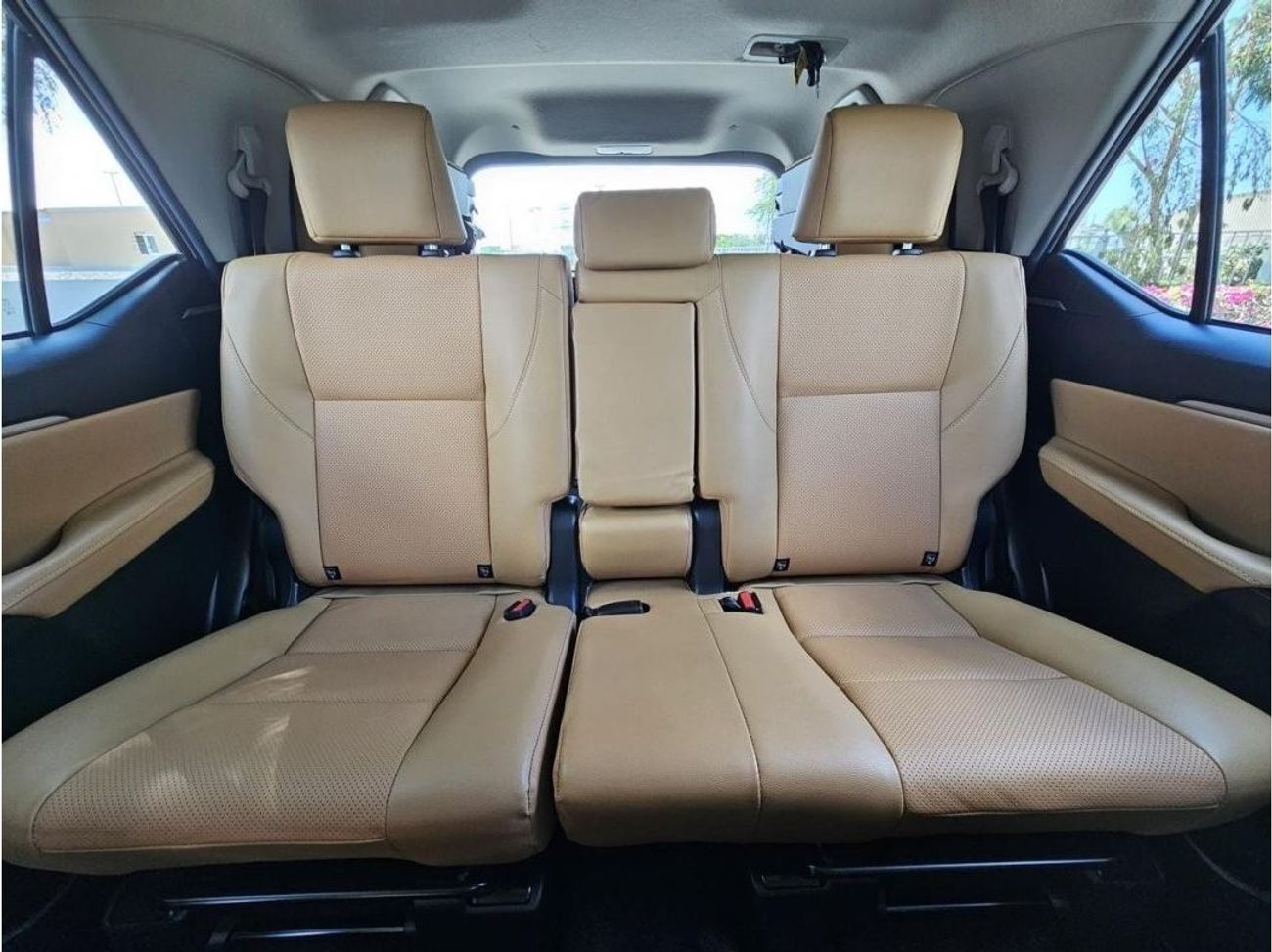 Toyota Fortuner VXR 2022 GCC V6 FULL OPTION UNDER WARRANTY