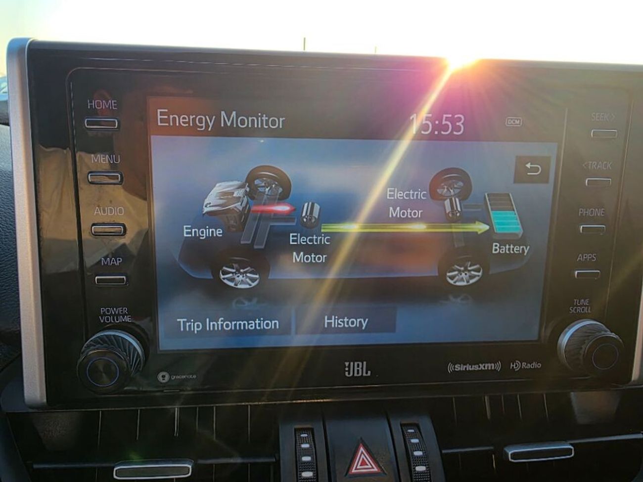 Toyota RAV4 2019 Model XSE hybrid engine Paranomic and two cameras