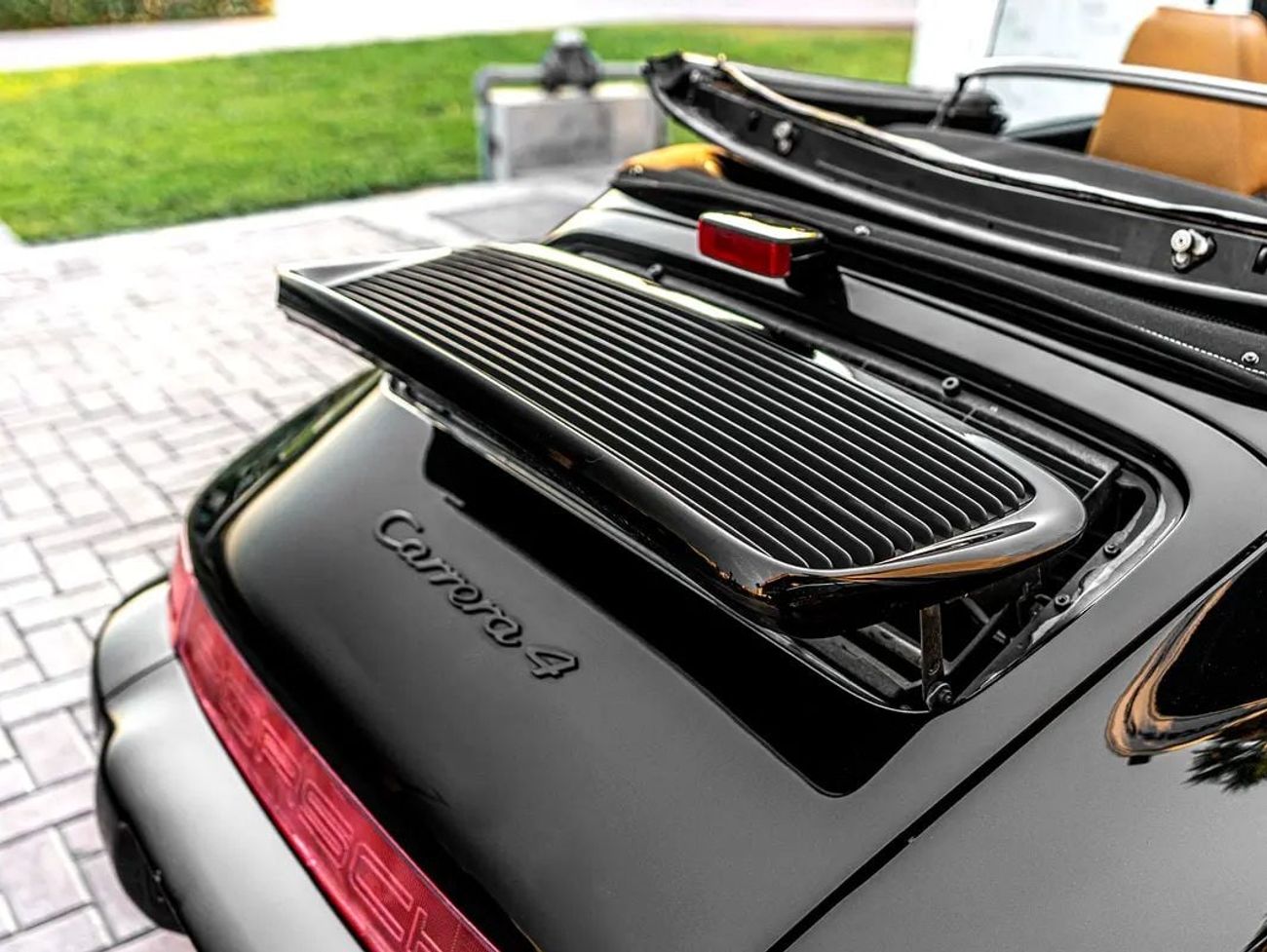 Porsche 911 CARRERA Porsche 911 Carrera 1991