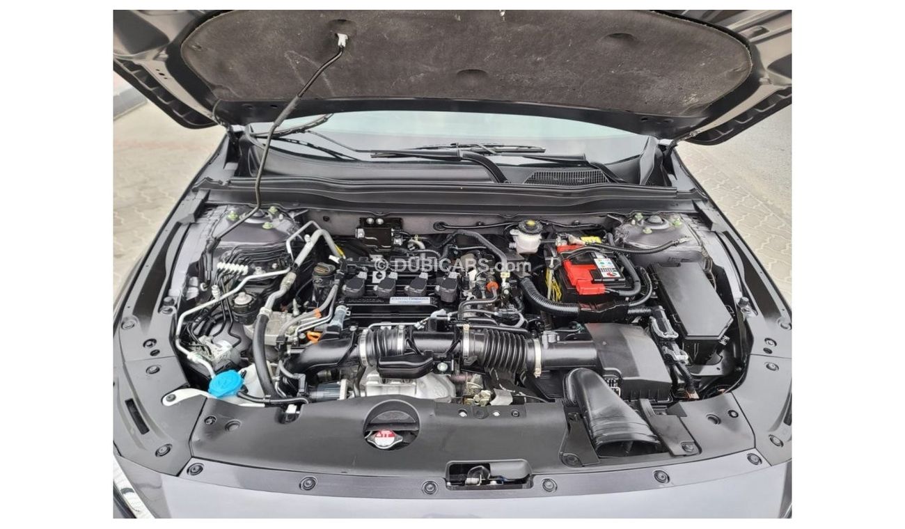 Honda Accord LX 1.5Cc