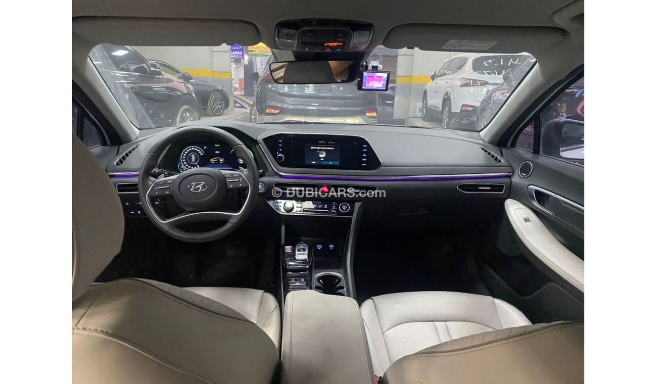 Hyundai Sonata hybrid