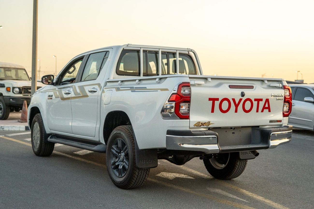 تويوتا هيلوكس SR5 2.4L Double Cab full option