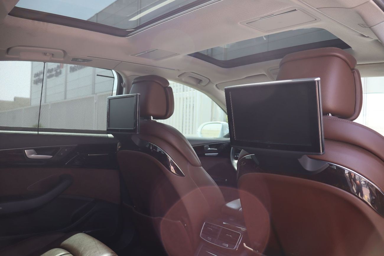 Audi A8 L 55 TFSI quattro Full Option 3.0L