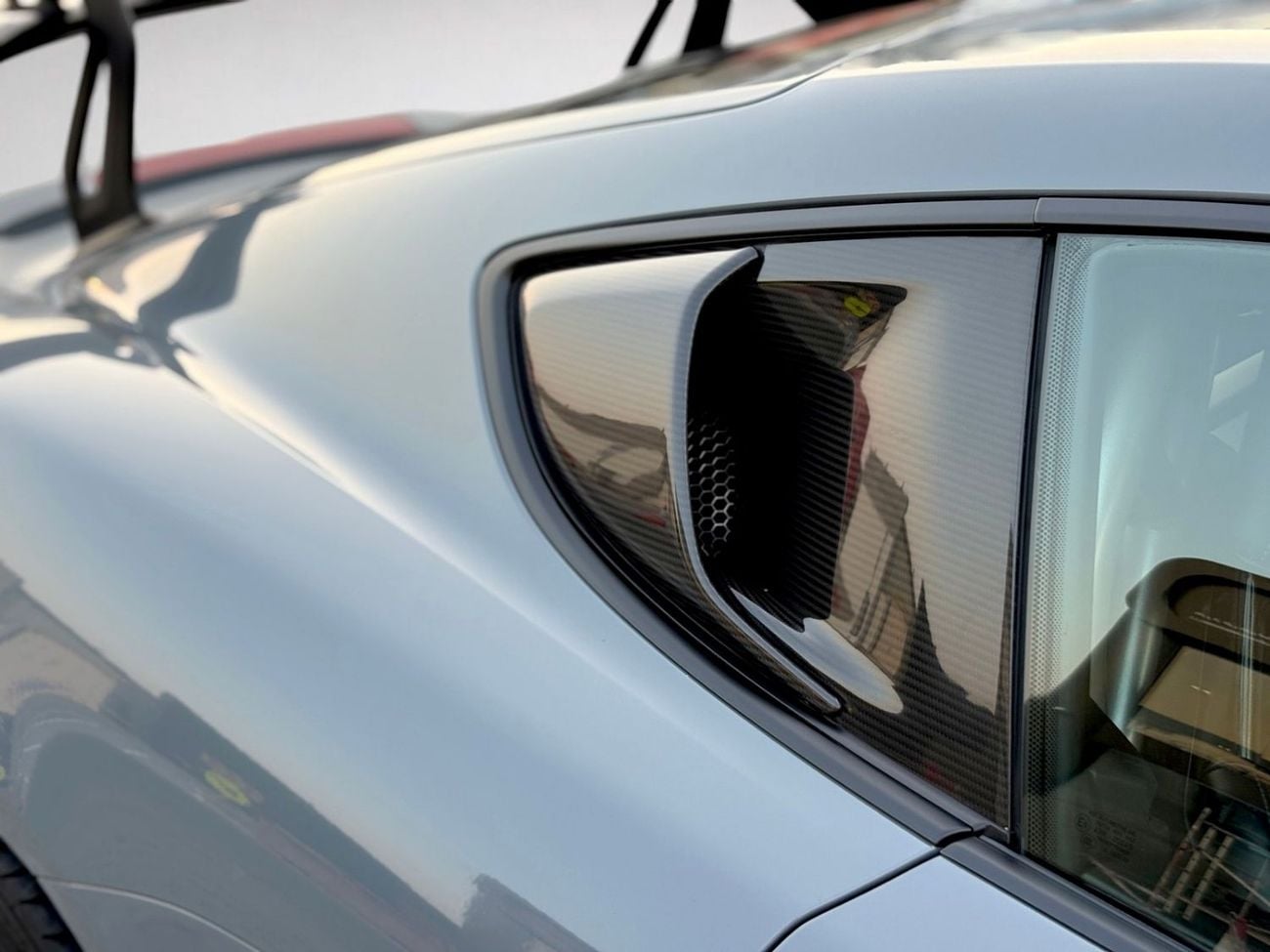 بورش كايمان 718 GT4 RS FULL AGENCY SERVICE & WARRANTY | WEISSACH | 0% DOWN | AED 10,400 P.M