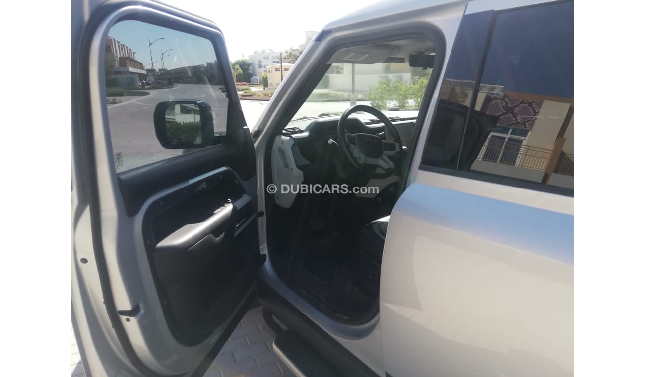 Land Rover Defender SE, price dropped for fast sale