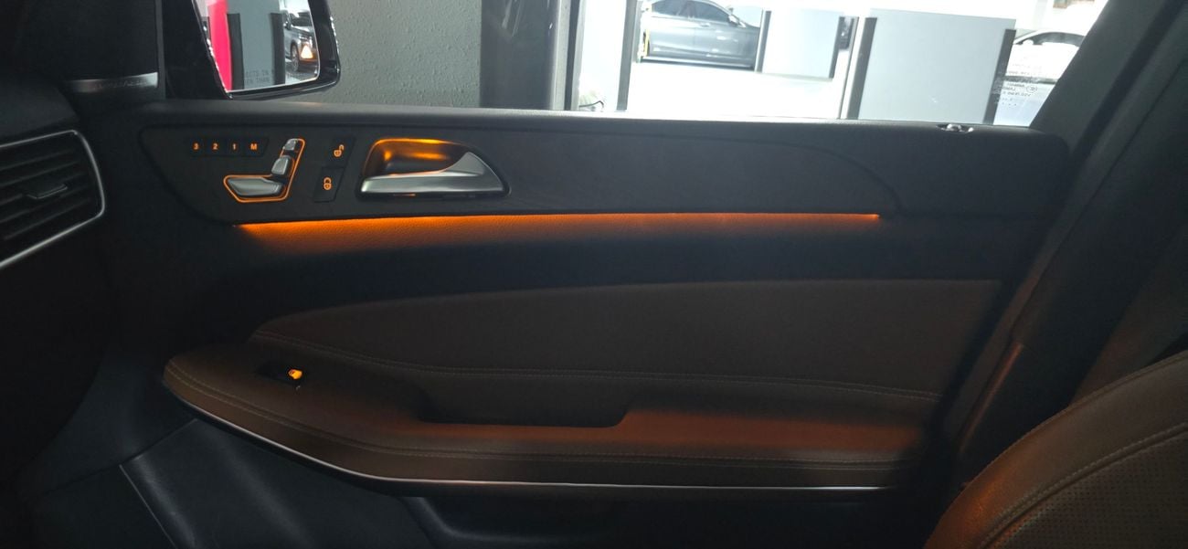 Mercedes-Benz GLS 500