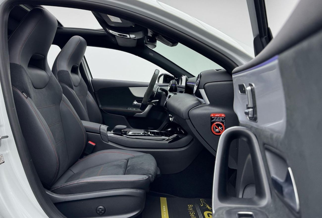 Mercedes-Benz A 35 AMG 4MATIC Hatchback 2023 Mercedes Benz A35 AMG Aerodynamic Package, 2028 Mercedes Warranty + Service Pa