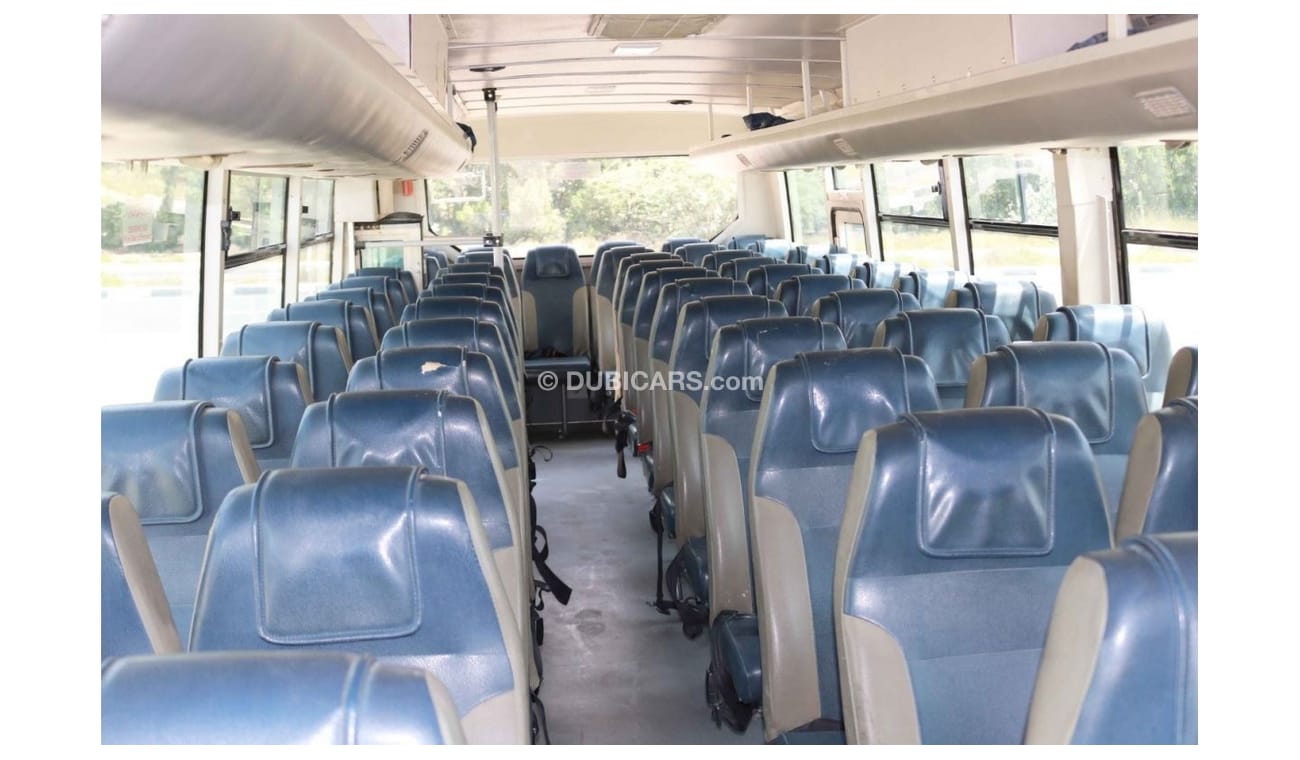 Ashok Leyland Falcon 2017 |  FALCON - 67 SEATER BUS WITH AC - GCC SPECS - EXCELLENT CONDITION