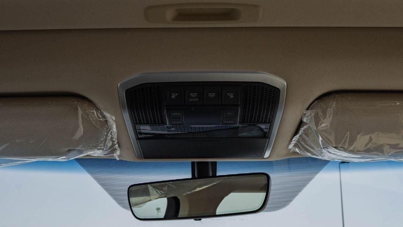 Toyota Land Cruiser 2026 Toyota Land Cruiser 300 GXR 4.0L AT Petrol 4WD (White-Beige)