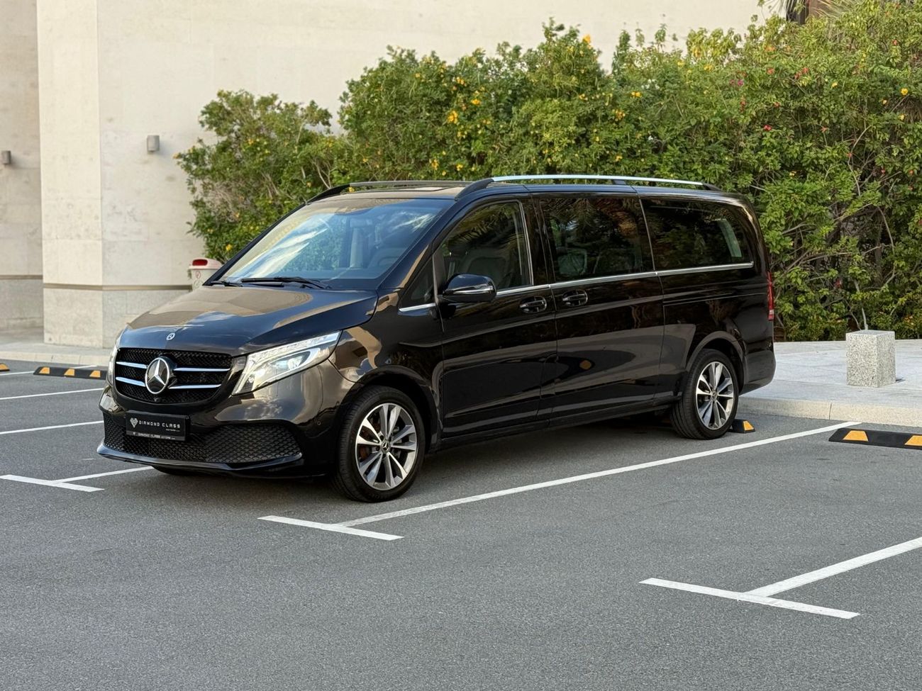 مرسيدس بنز V 250 GCC