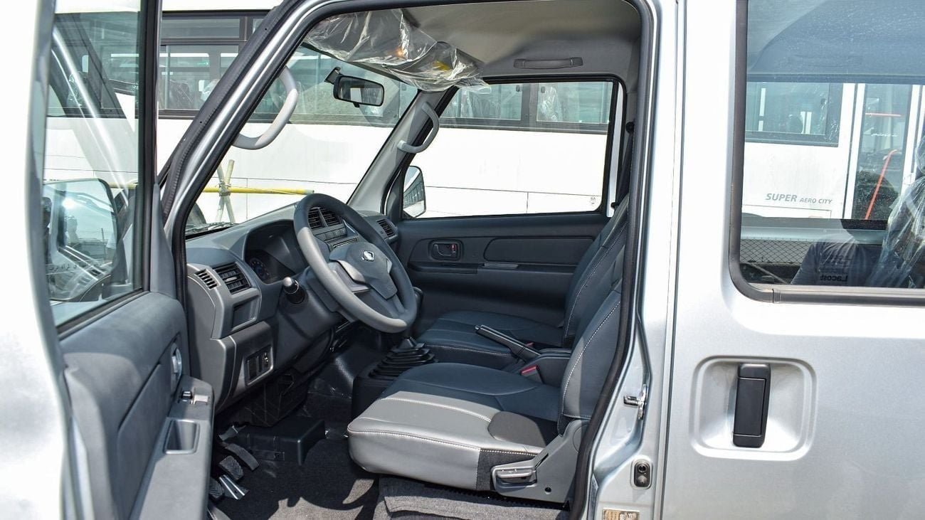 سي إم سي فيريكا Veryca Window Van || Passenger Van 8 Seater