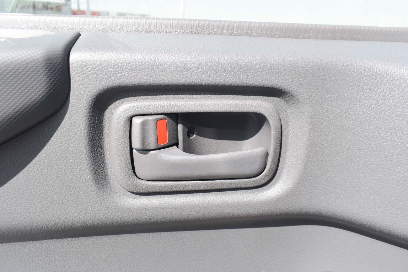 تويوتا كوستر 2025 MODEL TOYOTA COASTER 2.8L TURBO DIESEL A/T