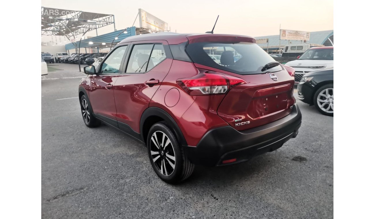 Nissan Kicks SV