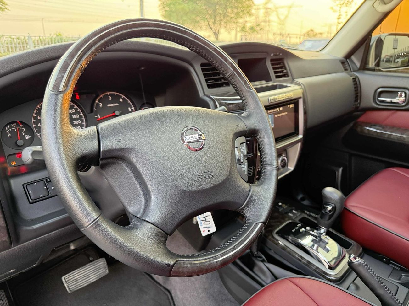 نيسان باترول سوبر سفاري GCC SPEC NEAT AND CLEAN LESS KILOMETER