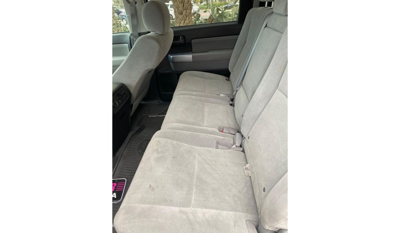 تويوتا سيكويا TOYOTA SEQUOIA V8 2018 10692KM 105000AED