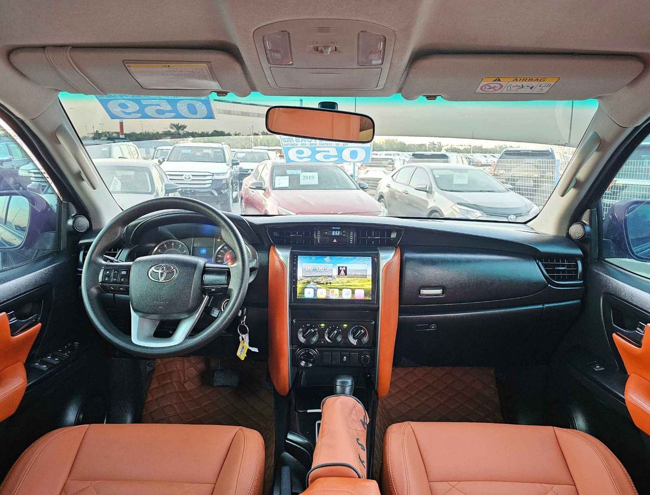 Toyota Fortuner EXR V4 / BLACK  EDITION / FULL OPT / WHITE  ROOF /LOT#8540