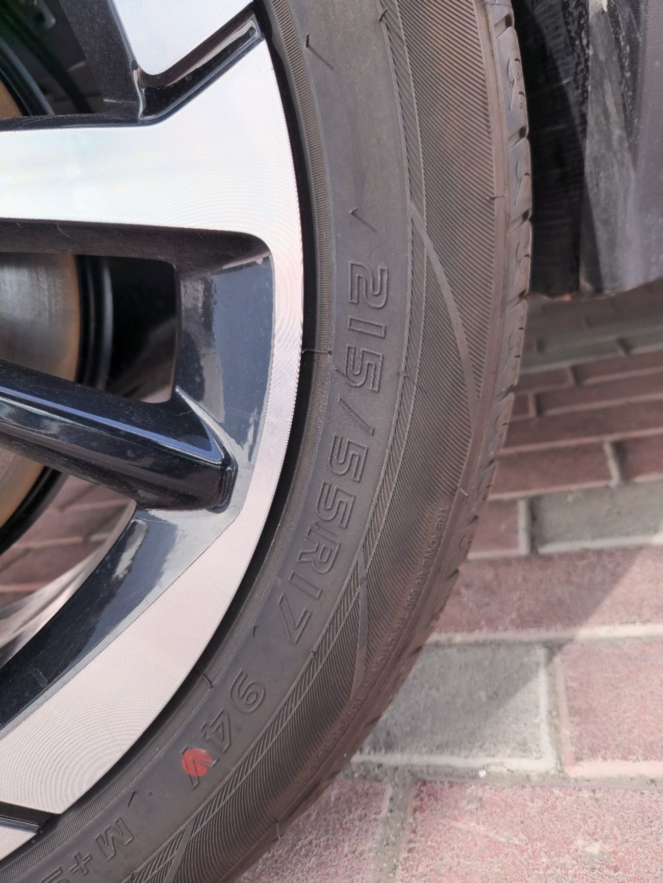 GAC Aion Y On top of pioneering battery technology, the vehicle offers an impressive NEDC range of 400 kilomete