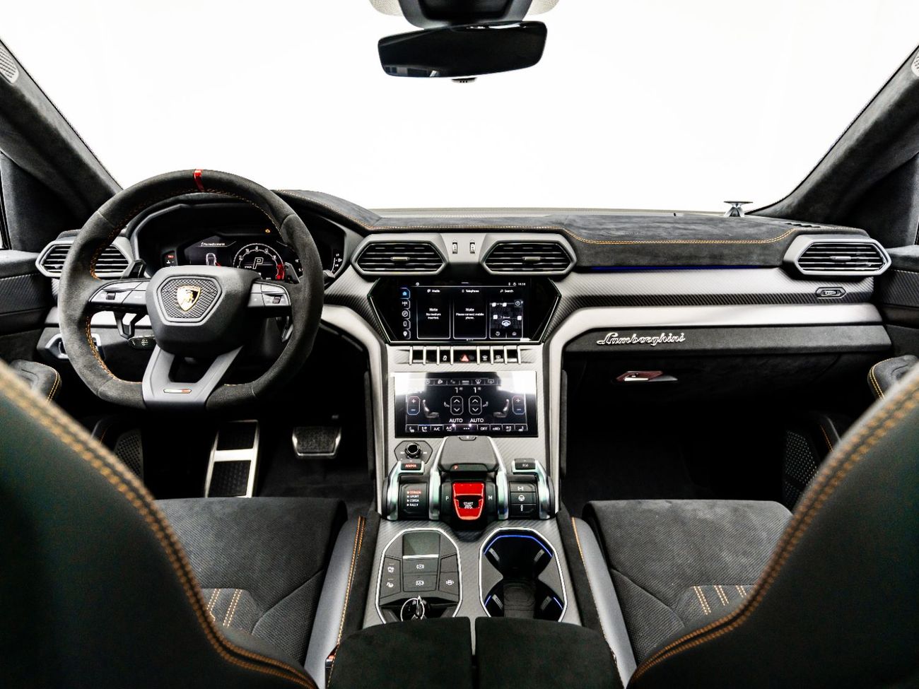 لامبورغيني اوروس 4.0T V8 Performante