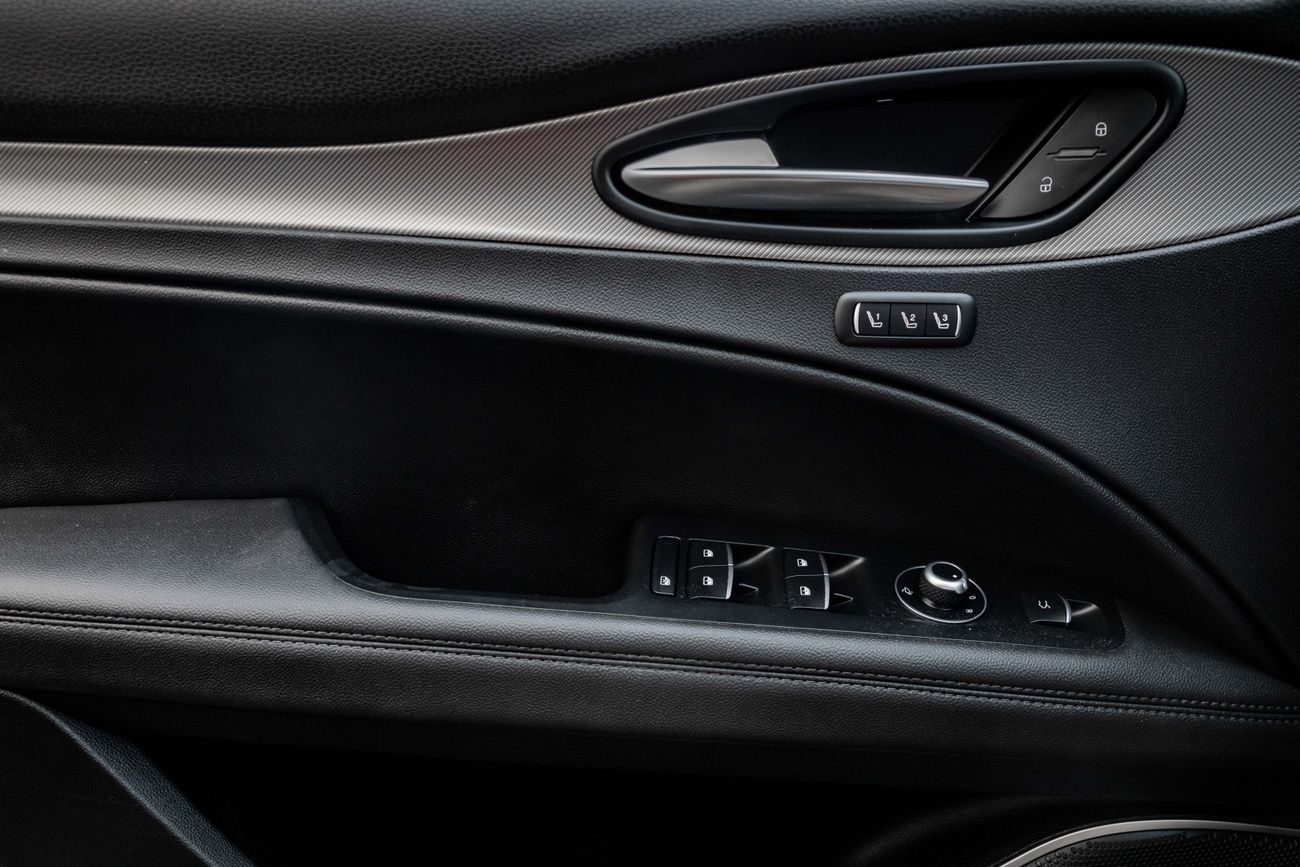 Alfa Romeo Stelvio 2,840 P.M | 0% Downpayment | Stelvio Veloce | ALFA Warranty!