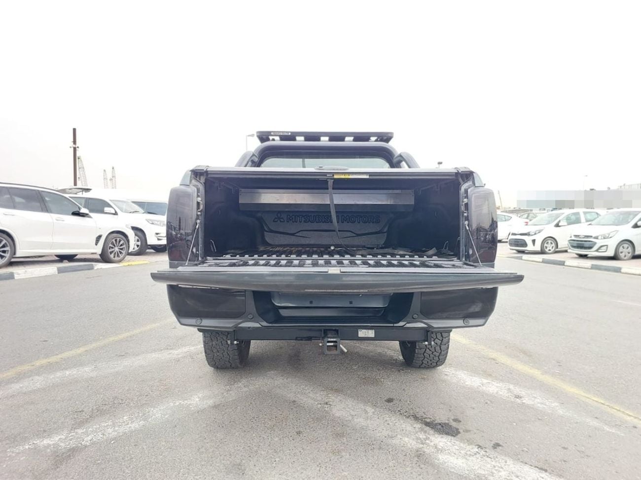 ميتسوبيشي تريتون MITSUBISHI TRITON PICKUP RHD 2020 MODEL 2.4 L DIESEL AUTOMATIC(PM04983)