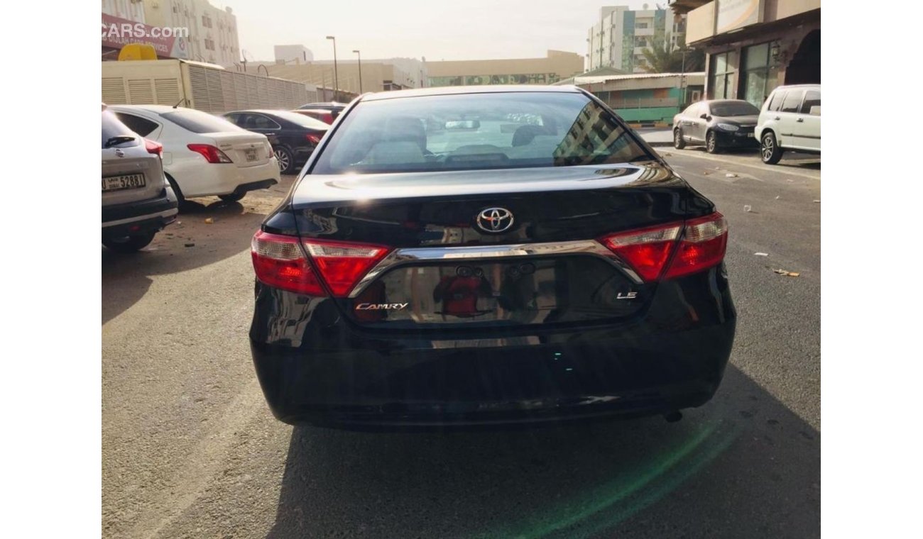 Toyota Camry 2015 For Urgent SALE RTA Dubai passing Gurantee