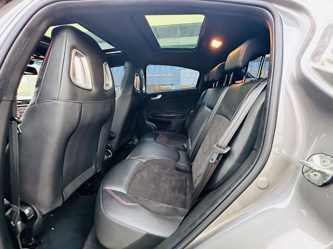 ألفا روميو جوليتا Veloce AED 710 PM | ALFA ROMEO GIULIETTA 1.8 TC I4 | GCC | 0% DP | WELL MAINTAINED | STYLING EXTERIO