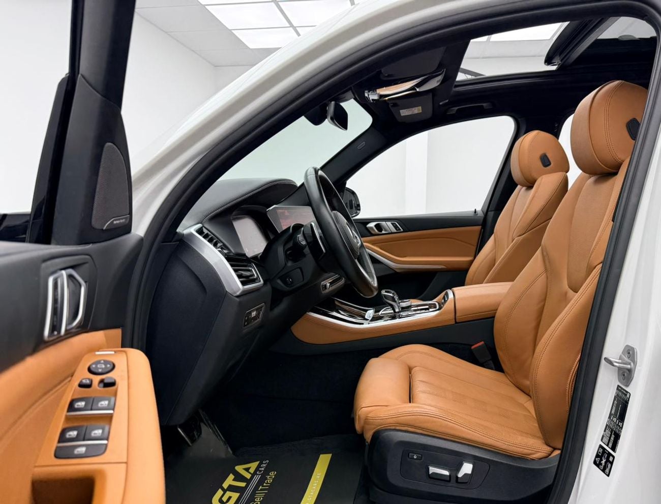 بي أم دبليو X5 2022 BMW X5 xDrive40i M-Sport, 2026 BMW Warranty + Service Pack, Very Low Km, Fully Loaded, GCC