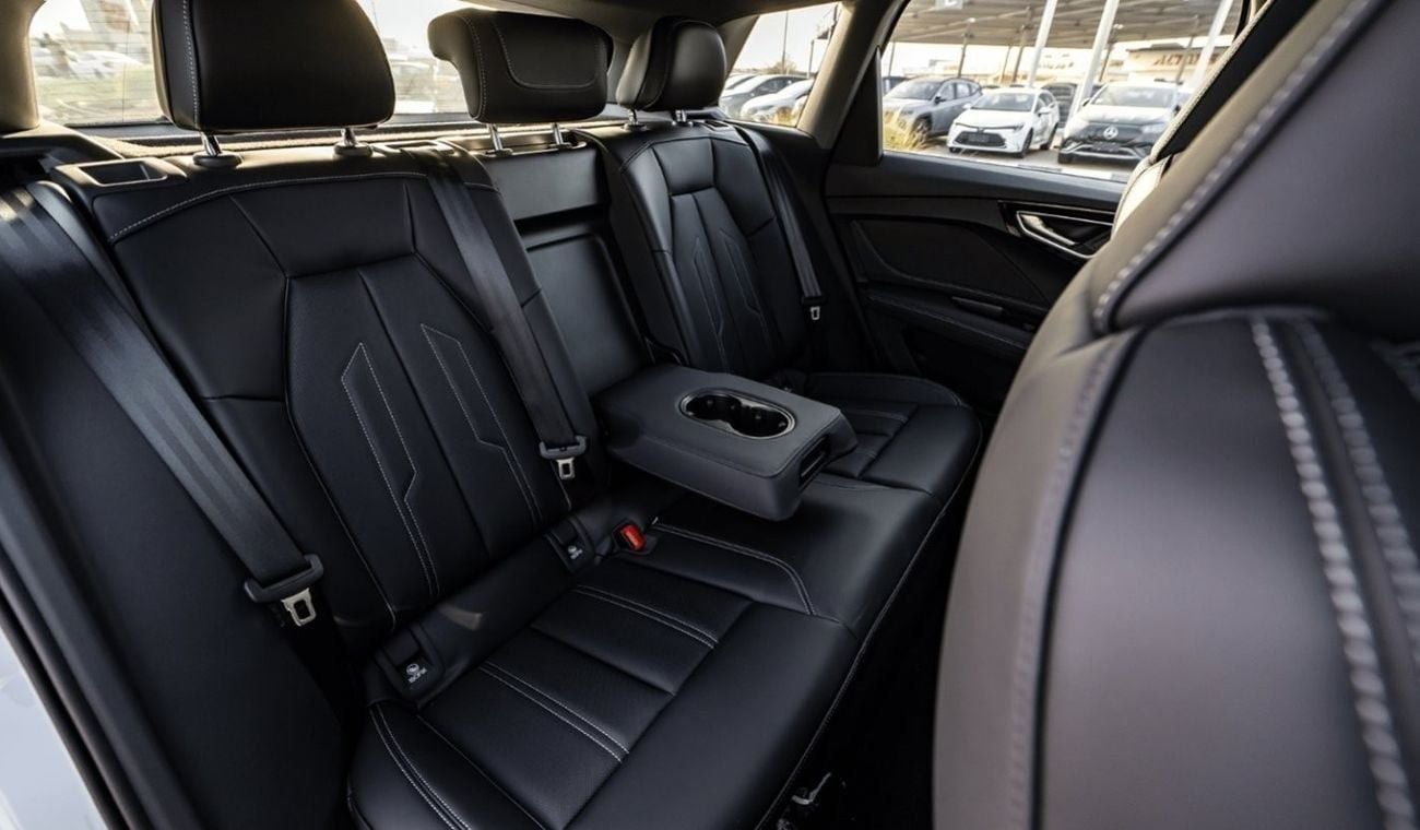 Audi Q4 2025 | AUDI E-TRON Q4 TOP VERSION [ EXPORT ONLY ]