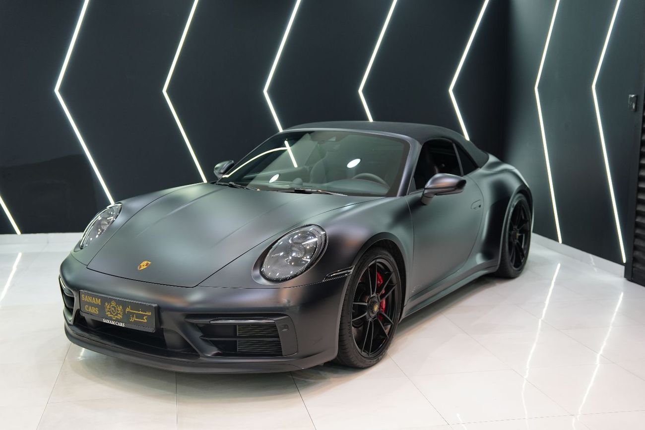 بورش 911 Carrera GTS 3.0L (450 HP) Convertible Bose Audio, Sport Chrono Package, Al Nabooda Warranty!!