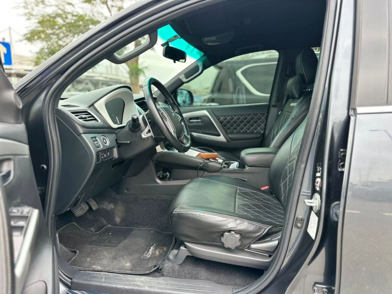 Mitsubishi Montero Sport 2022 Mitsubishi Montero Sport Signature Edition