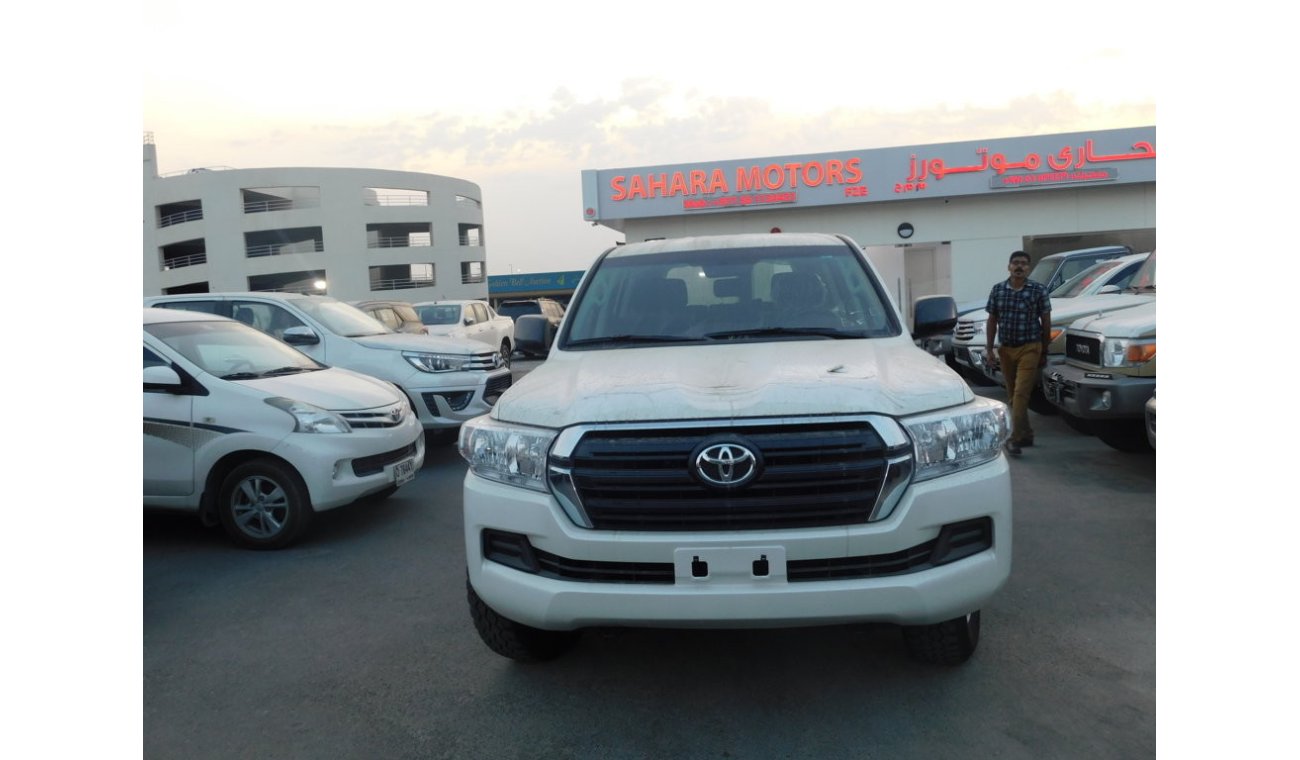 تويوتا لاند كروزر 2019 MODEL TOYOTA LAND CRUISER 200 GX V8  4.5L TURBO DIESEL 5 SEAT MANUAL TRANSMISSION