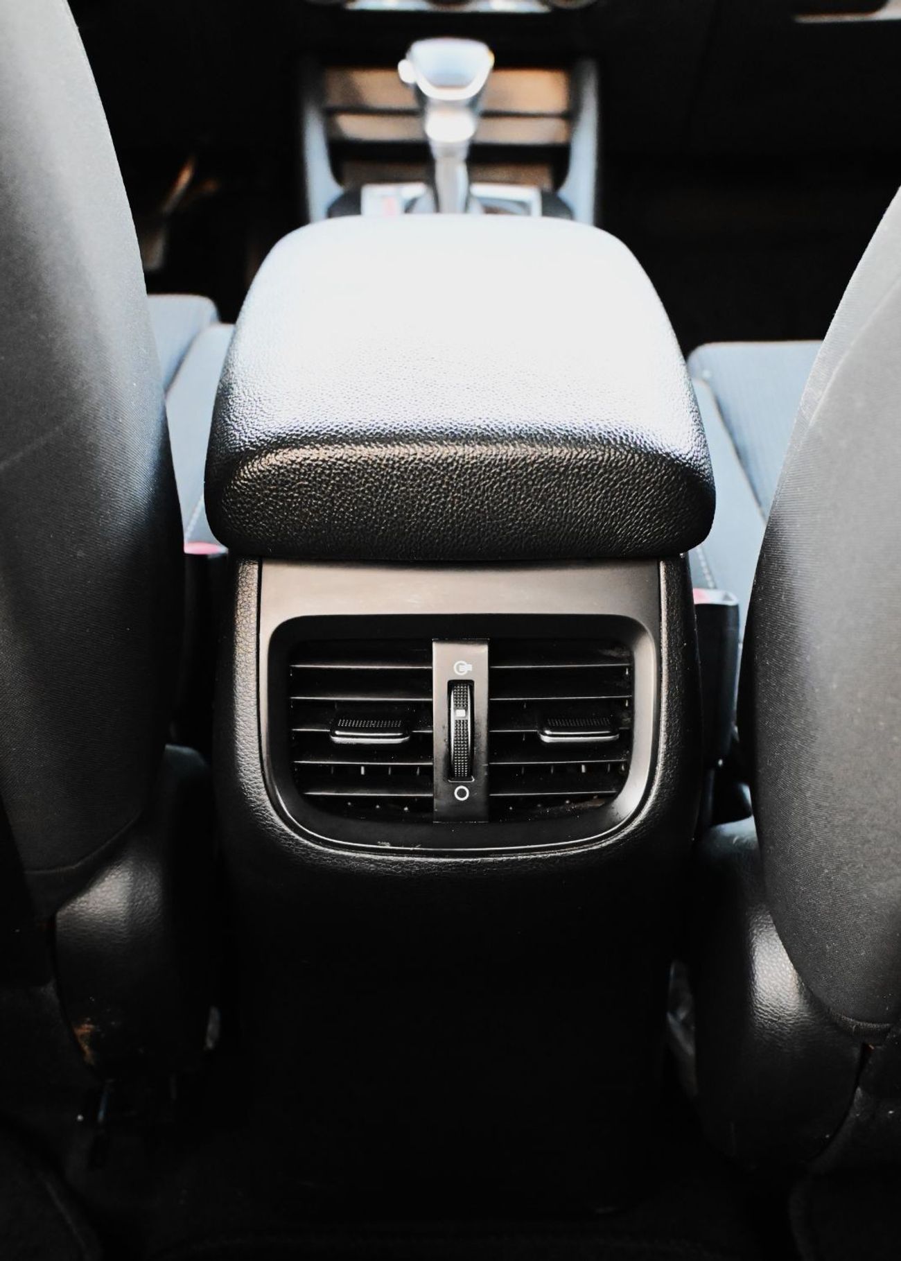 كيا سيراتو Base كيا سيراتو 2019 خليجي يحالة ممتازة من الداخل والخارج